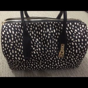 Purse in excellent condition